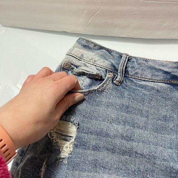 Maurices Women's Blue Distressed Raw Hem Cut Off Denim Mini Jean Skirt Medium - Picture 3 of 6